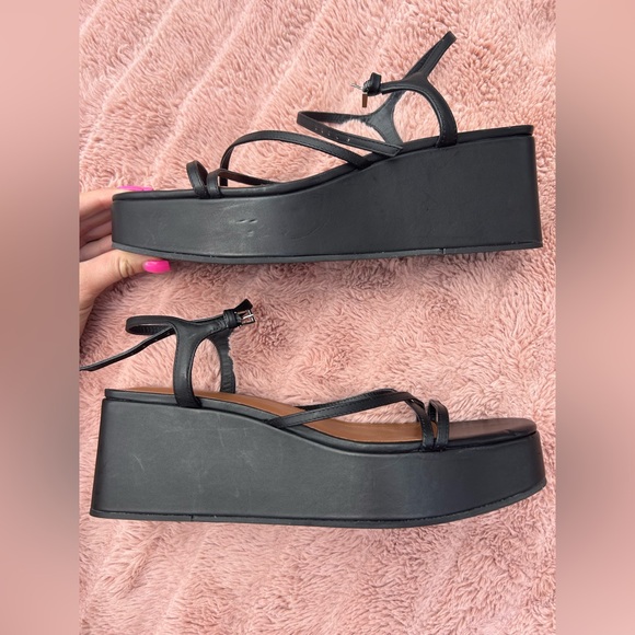 Reformation Zolanda Platform Sandal - Picture 5 of 14